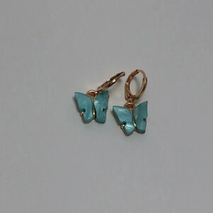 Butterfly earrings‎